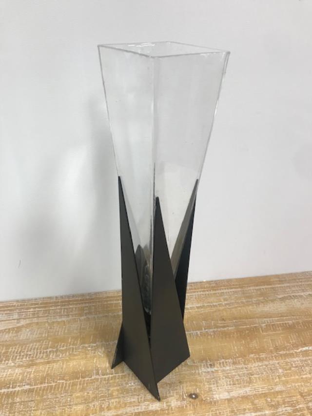 Rental store for PYRAMID VASE WITH STAND  18 in Mishawaka IN