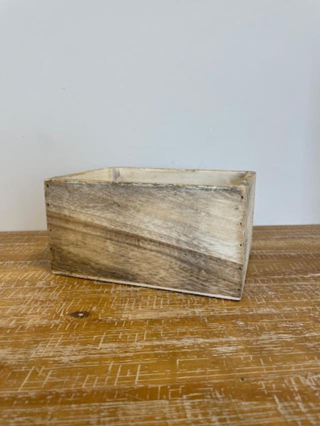 Rental store for 13.5  RECTANGLE WHITEWASH BOX in Mishawaka IN