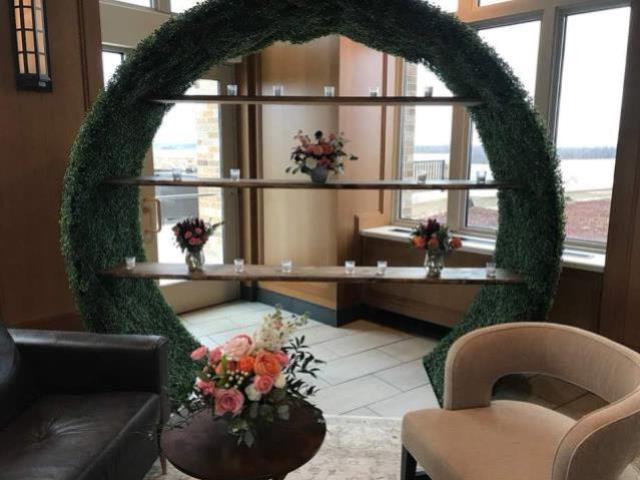 Rental store for ROUND 8  GREEN BOXWOOD ARCH in Mishawaka IN