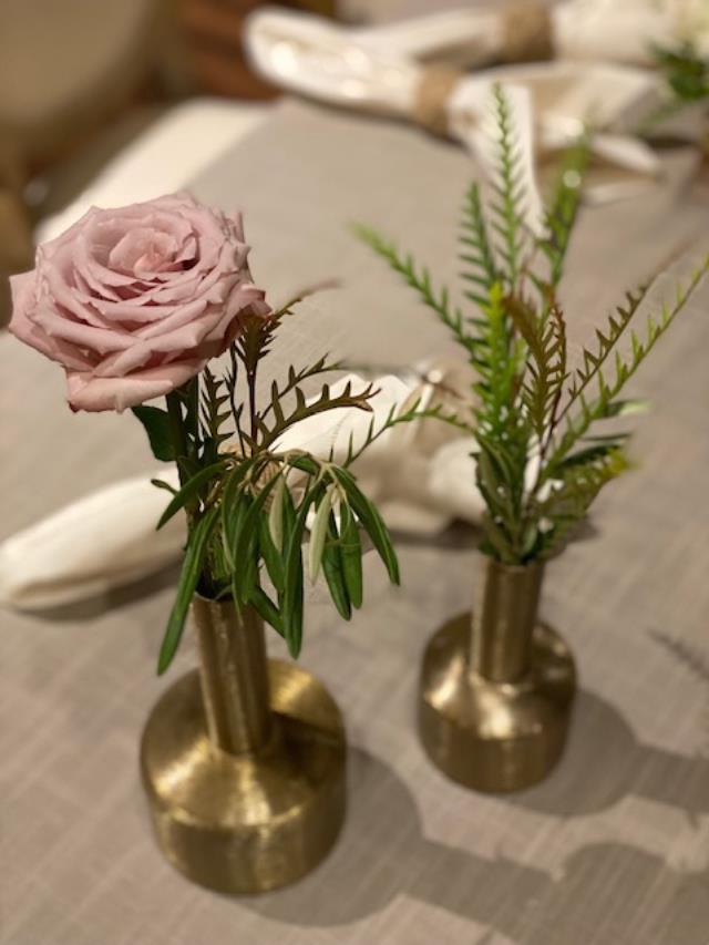 Rental store for 10  GENIE BRASS BUD VASE in Mishawaka IN