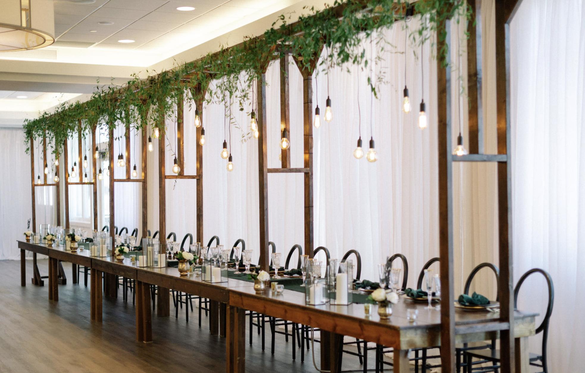 Rental store for OVERHEAD TABLE ARCH in Mishawaka IN