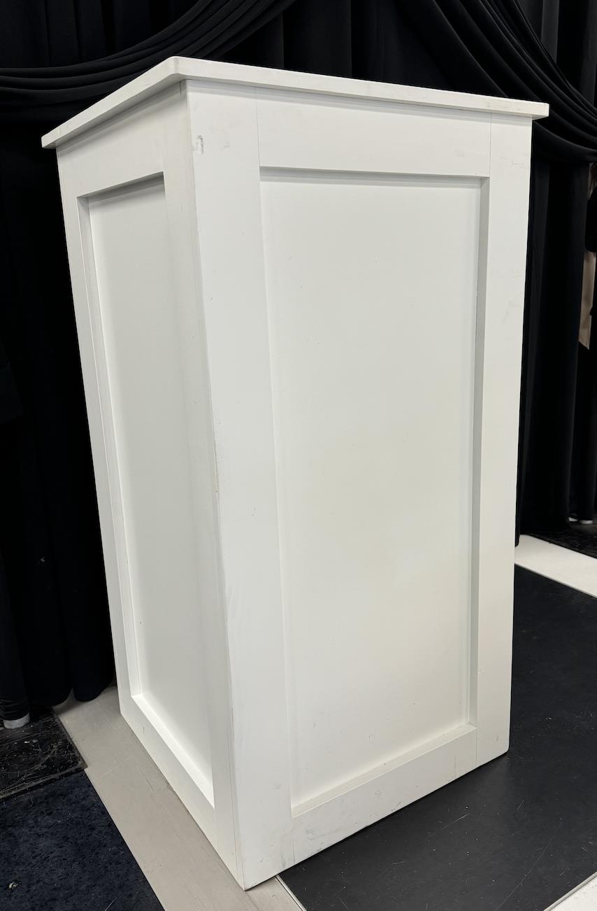 Rental store for WHITE OLIVIA COLUMN in Mishawaka IN